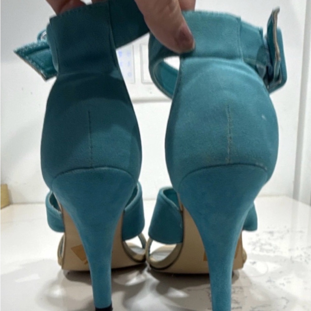 ShoeDazzle 4" Blue Beige Strappy Heels Studded Open Toe Fabric Women's 6.5 - Picture 6 of 10